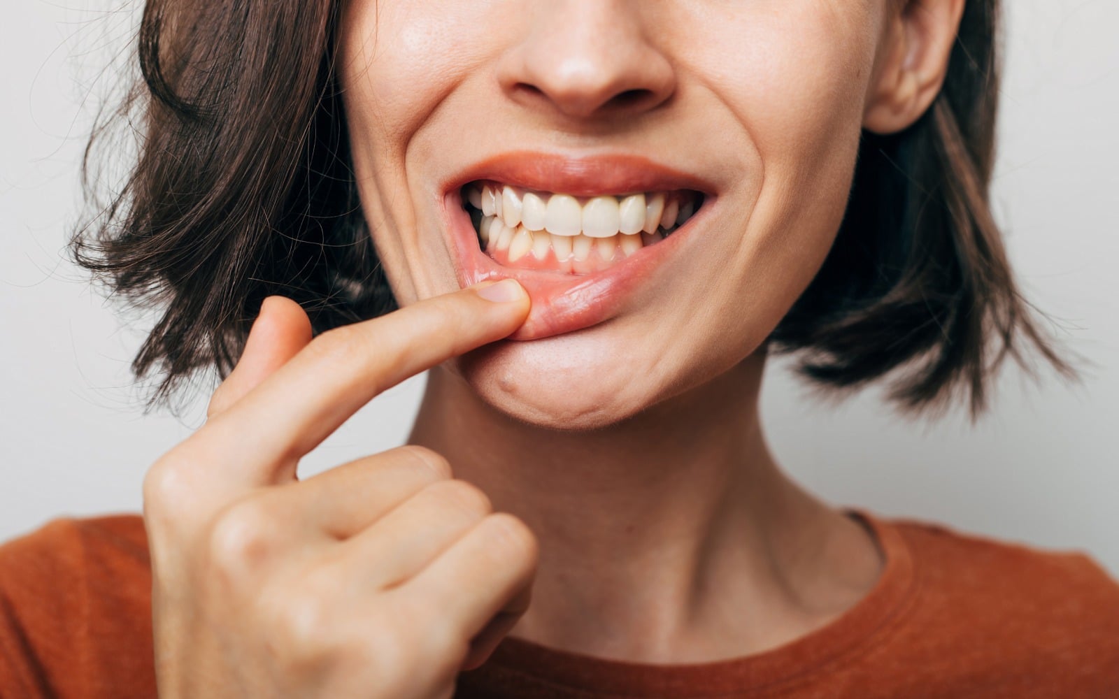 Goût amer dans la bouche quelles en sont les causes ? Dr Elhyani Paris