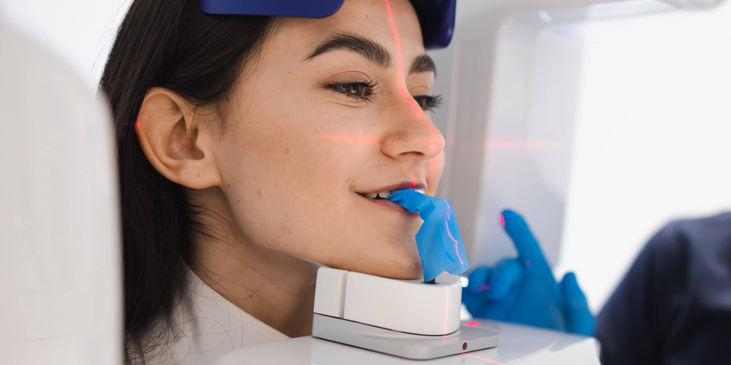 Pose d'implant dentaire : à quoi sert l'examen radiologique ? | Dr Elhyani | Paris